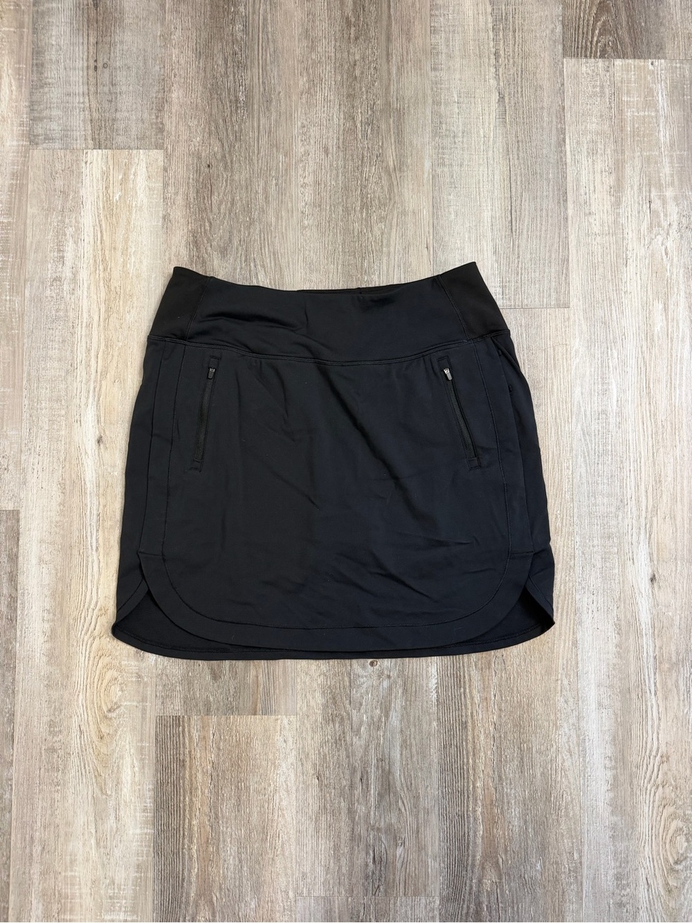 Athleta Fairway 18” Golf Skort, size Large like NEW